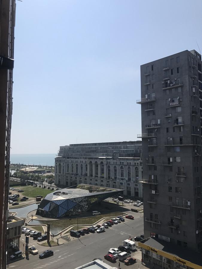 Sea Appart Hotel In The City Center Batumi Exterior photo
